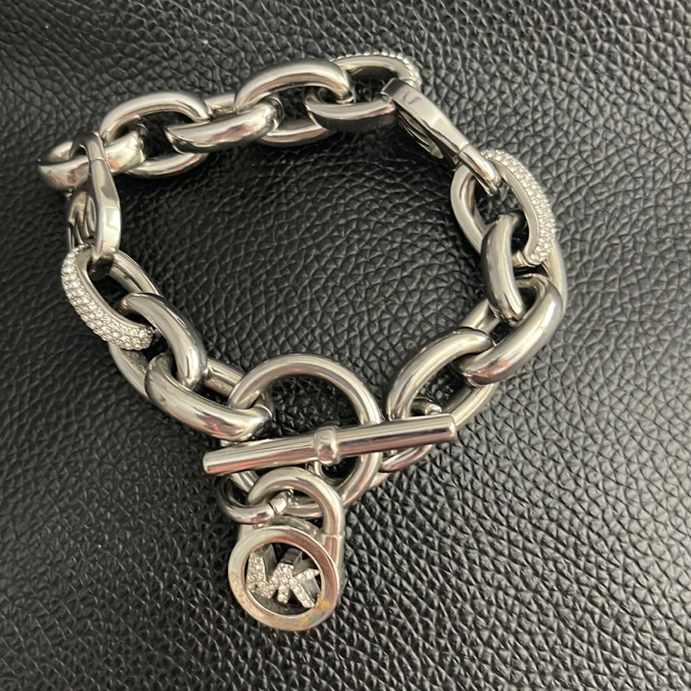 Michael Kors Logo Chainlink Toggle Bracelet